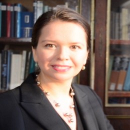 Photo of Natalia R. Alexander